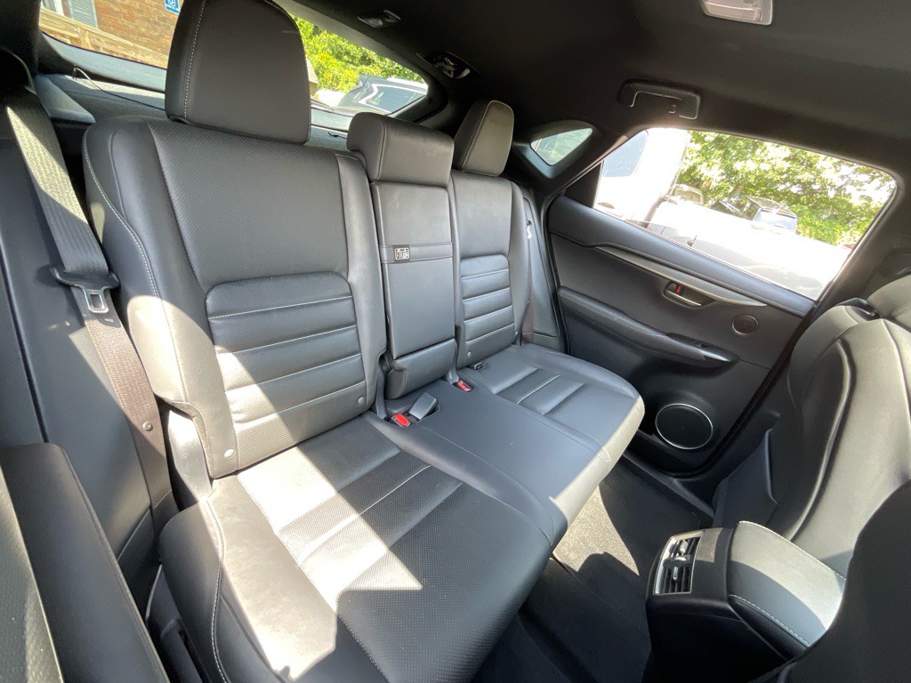 2016 Lexus NX 200t Image 34