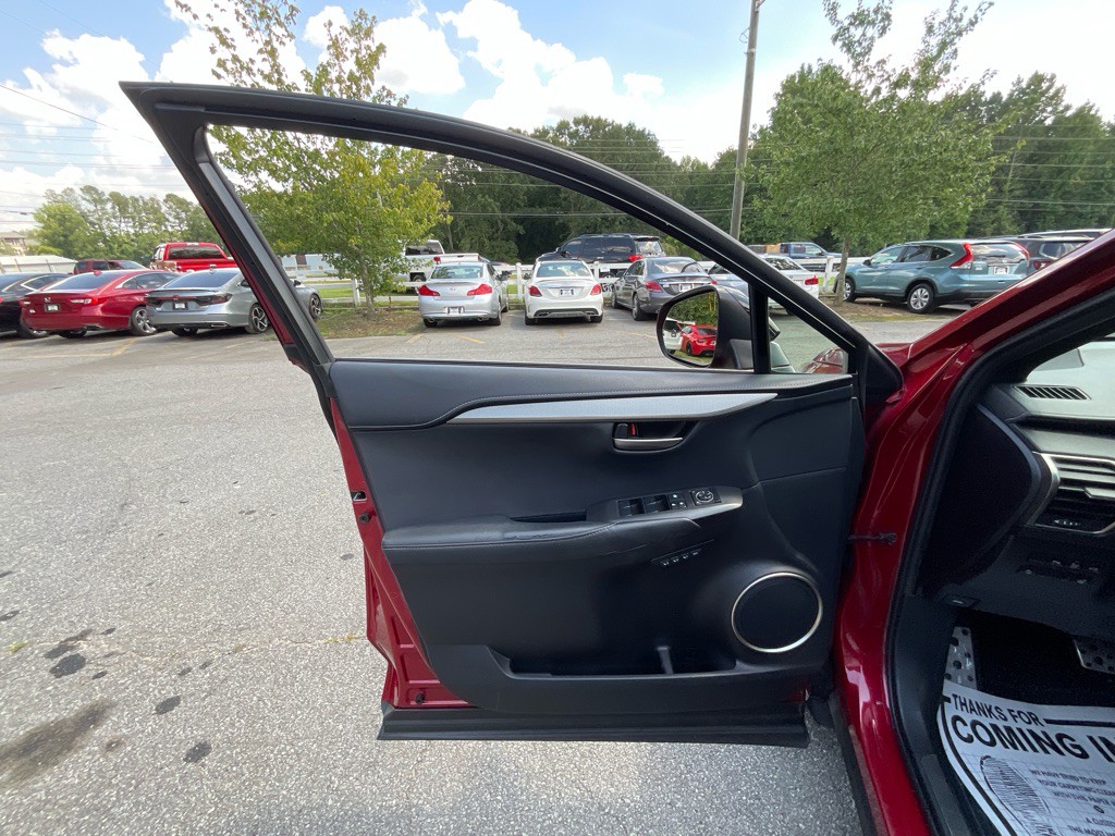 2016 Lexus NX 200t Image 43