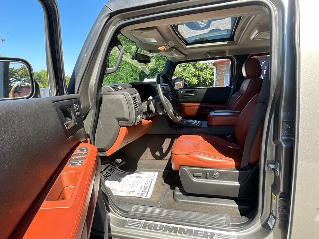 2008 HUMMER H2 Image 11