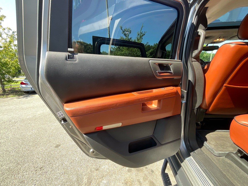 2008 HUMMER H2 Image 38