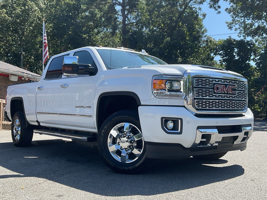 2019 GMC Sierra Image 3
