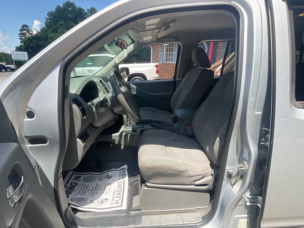 2019 Nissan Frontier Image 10