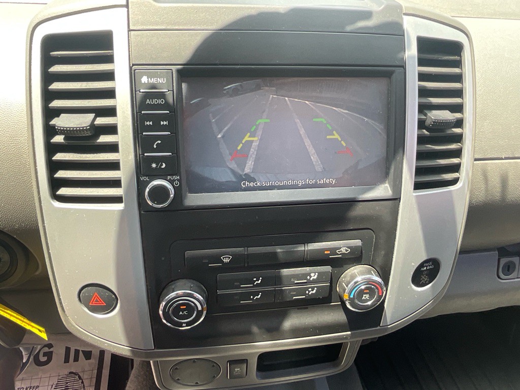 2019 Nissan Frontier Image 17
