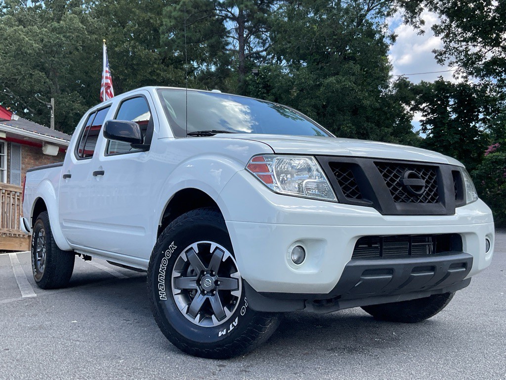 2018 Nissan Frontier Image 3