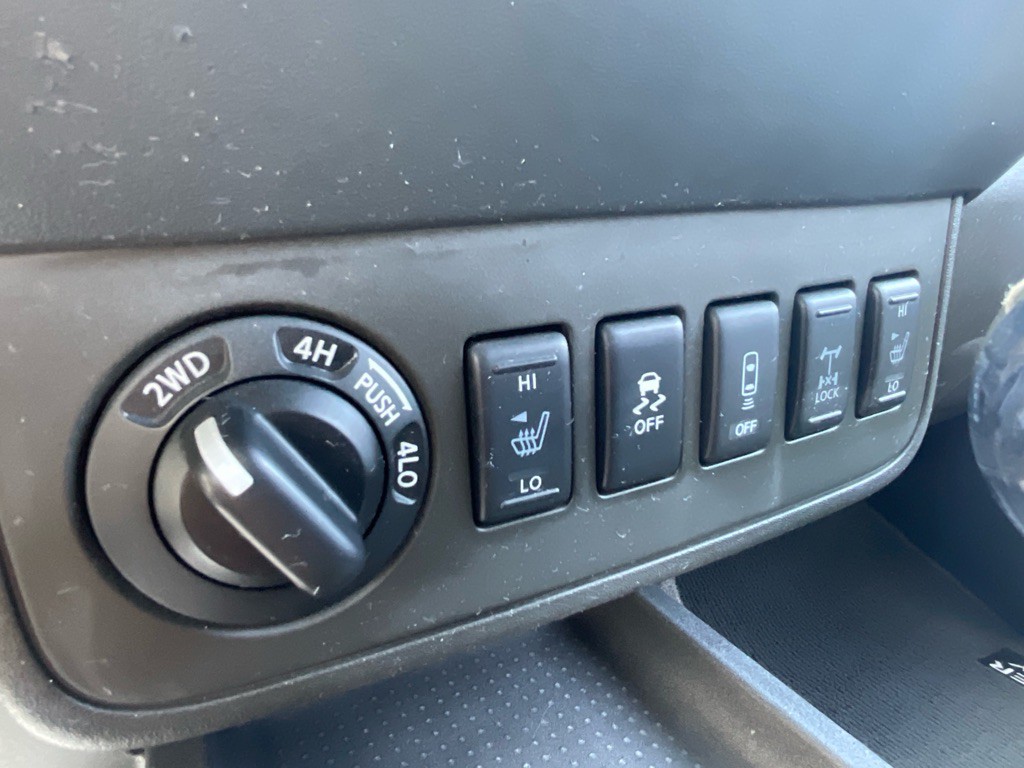 2018 Nissan Frontier Image 21