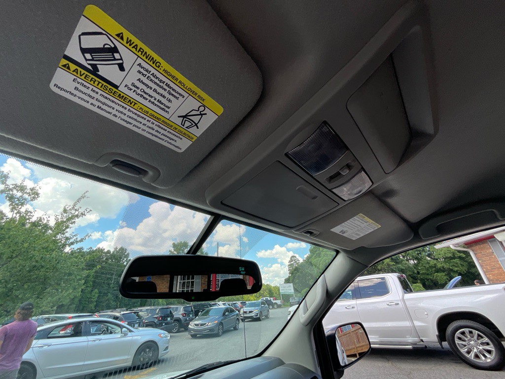 2018 Nissan Frontier Image 22