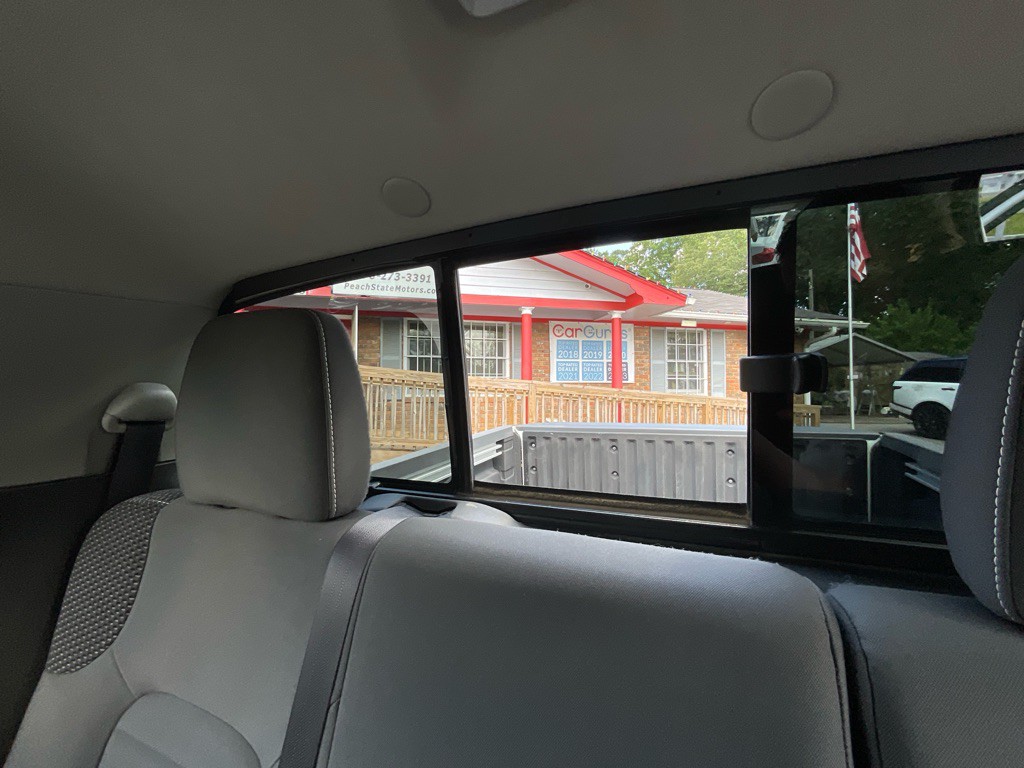 2018 Nissan Frontier Image 30