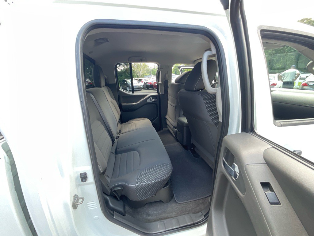 2018 Nissan Frontier Image 31