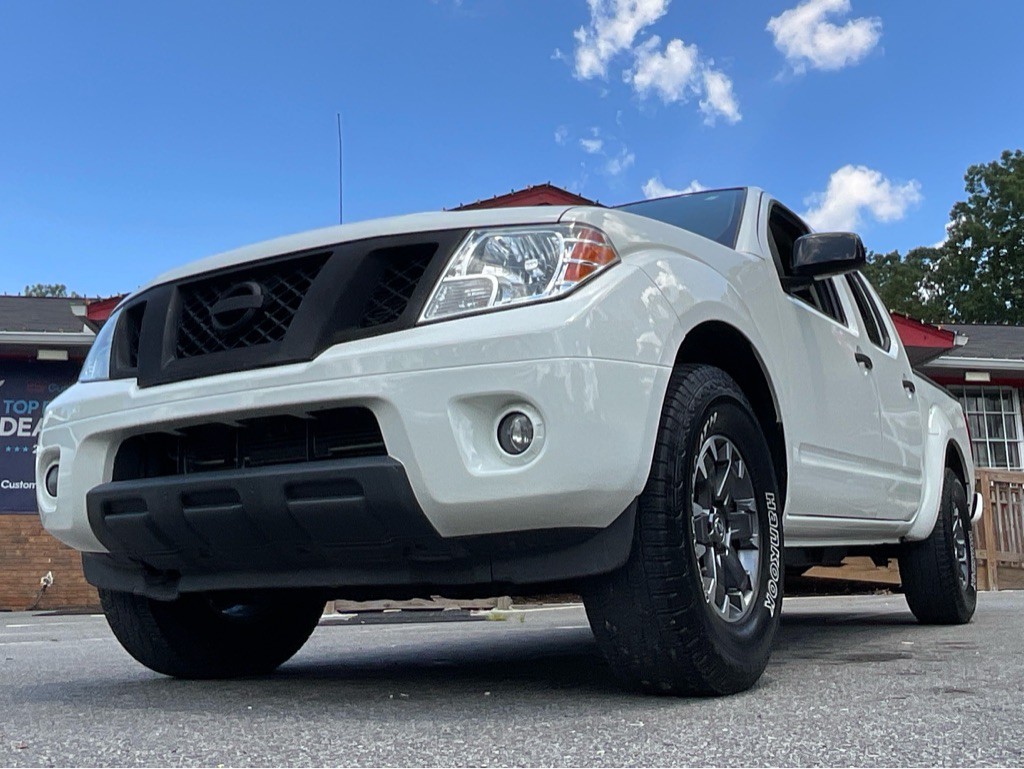 2018 Nissan Frontier Image 34