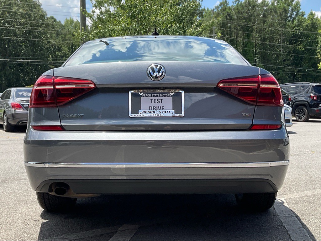 2019 Volkswagen Passat Image 6