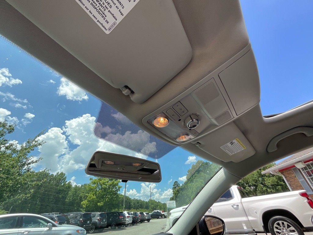 2019 Volkswagen Passat Image 21