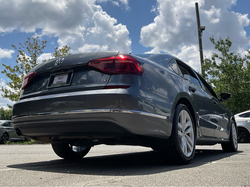 2019 Volkswagen Passat Image 41