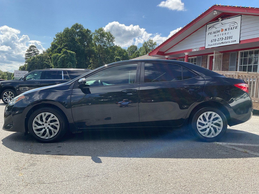 2018 Toyota Corolla Image 8