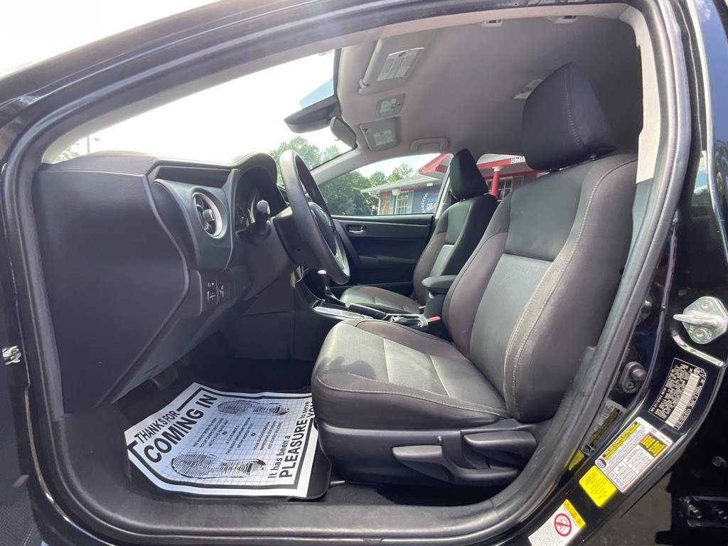 2018 Toyota Corolla Image 14