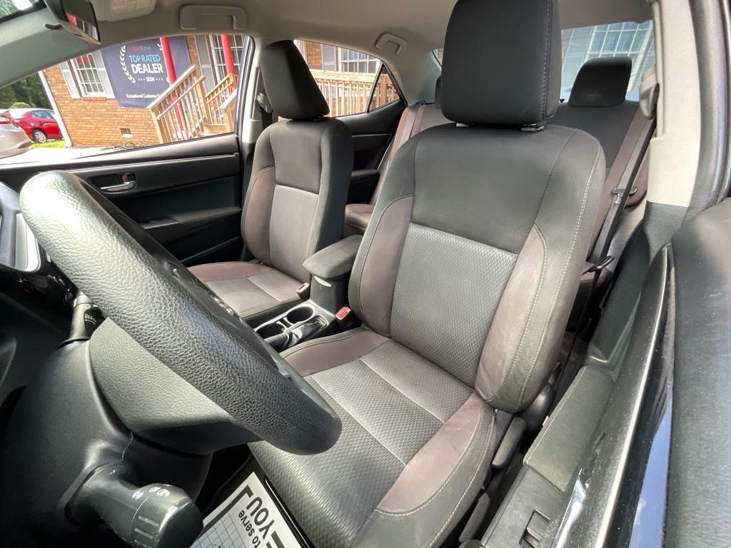 2018 Toyota Corolla Image 16