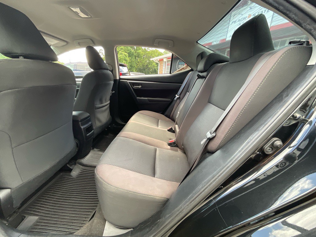 2018 Toyota Corolla Image 27