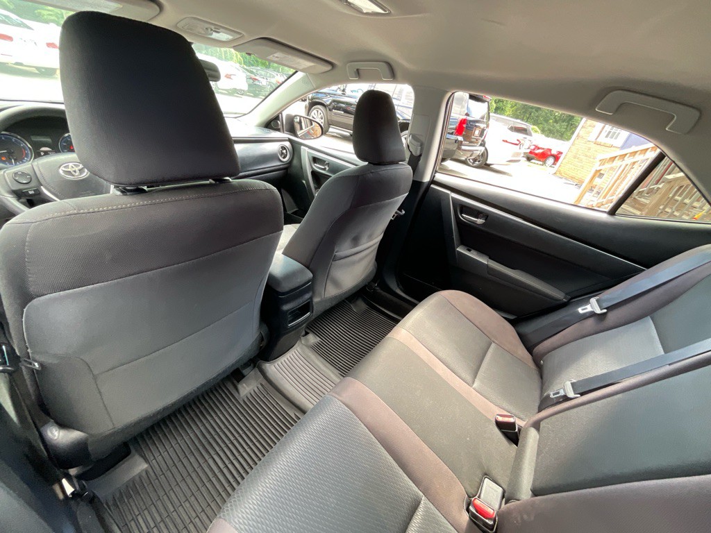 2018 Toyota Corolla Image 28