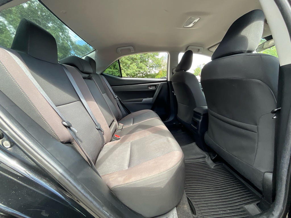2018 Toyota Corolla Image 30