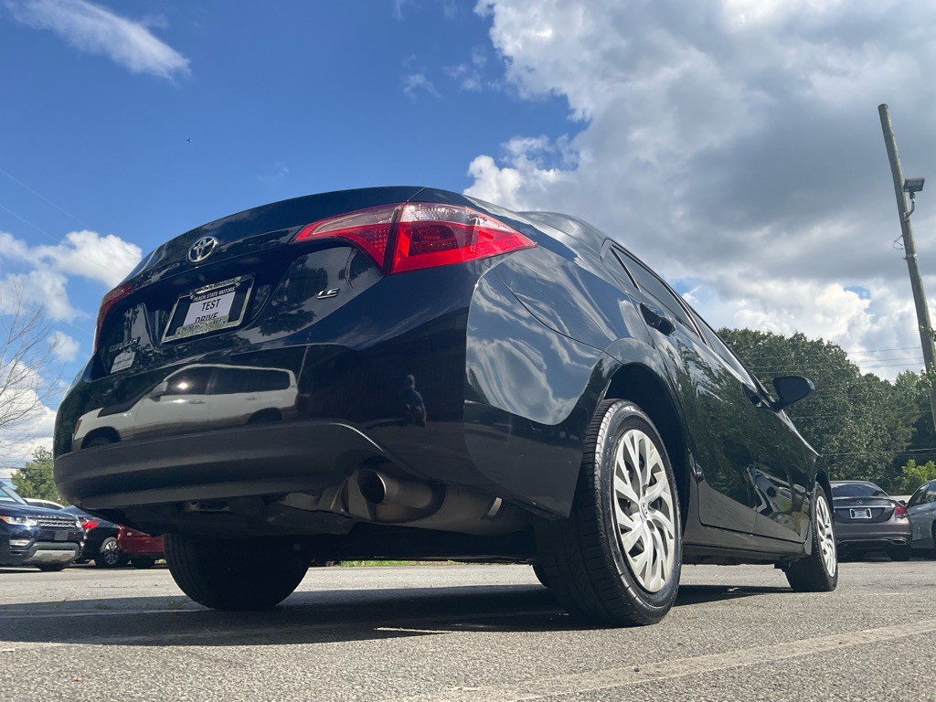 2018 Toyota Corolla Image 44