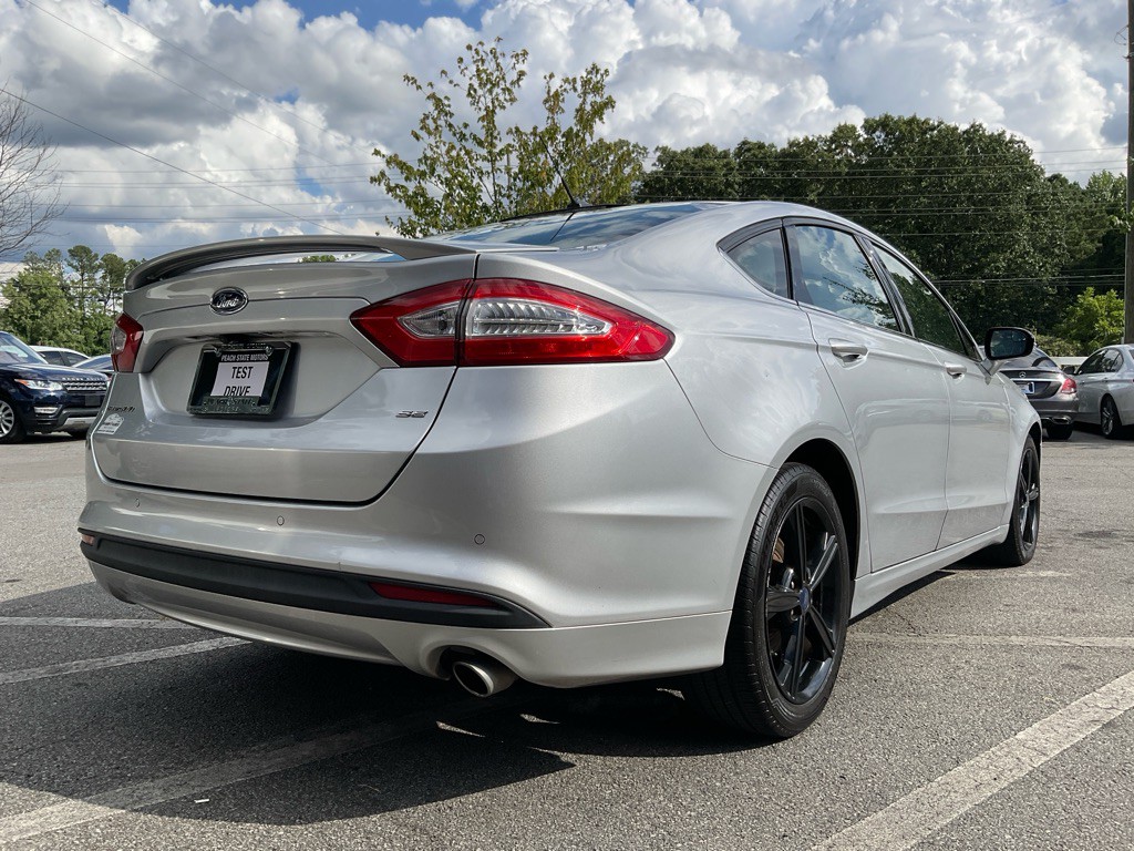 2016 Ford Fusion Image 5