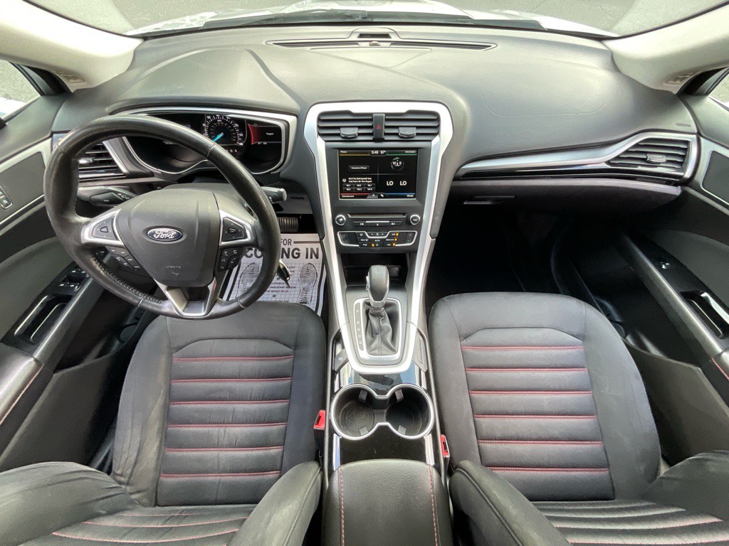 2016 Ford Fusion Image 21