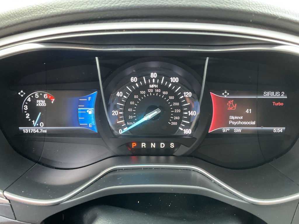 2016 Ford Fusion Image 25