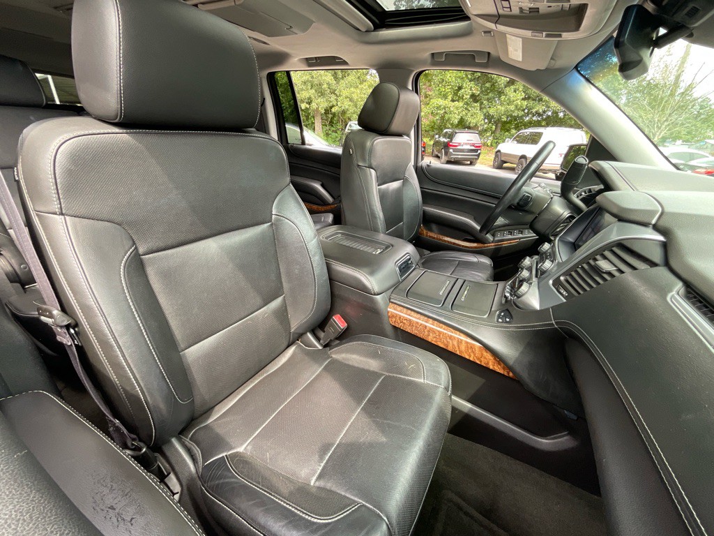 2016 Chevrolet Suburban Image 20