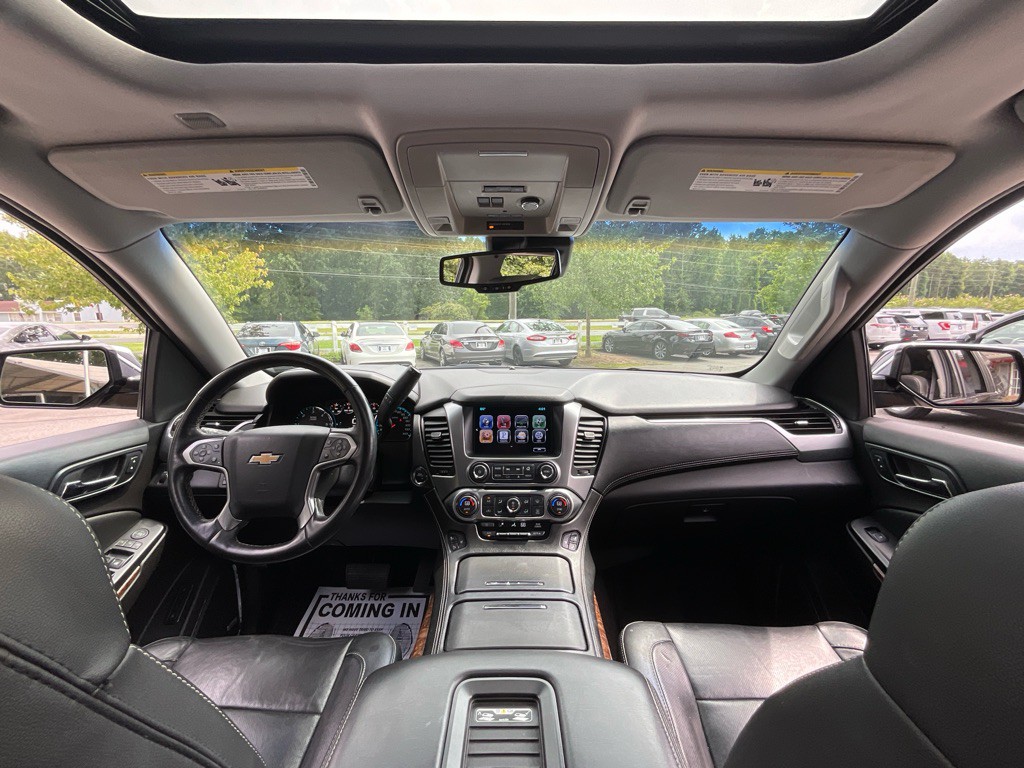 2016 Chevrolet Suburban Image 21