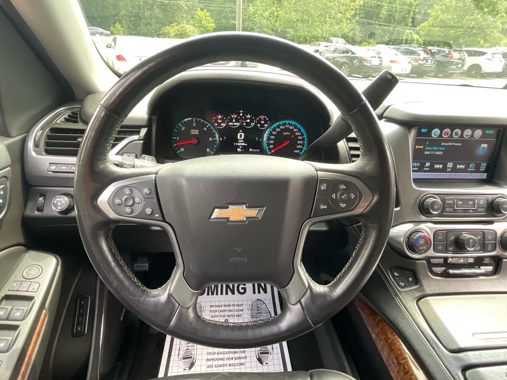2016 Chevrolet Suburban Image 24