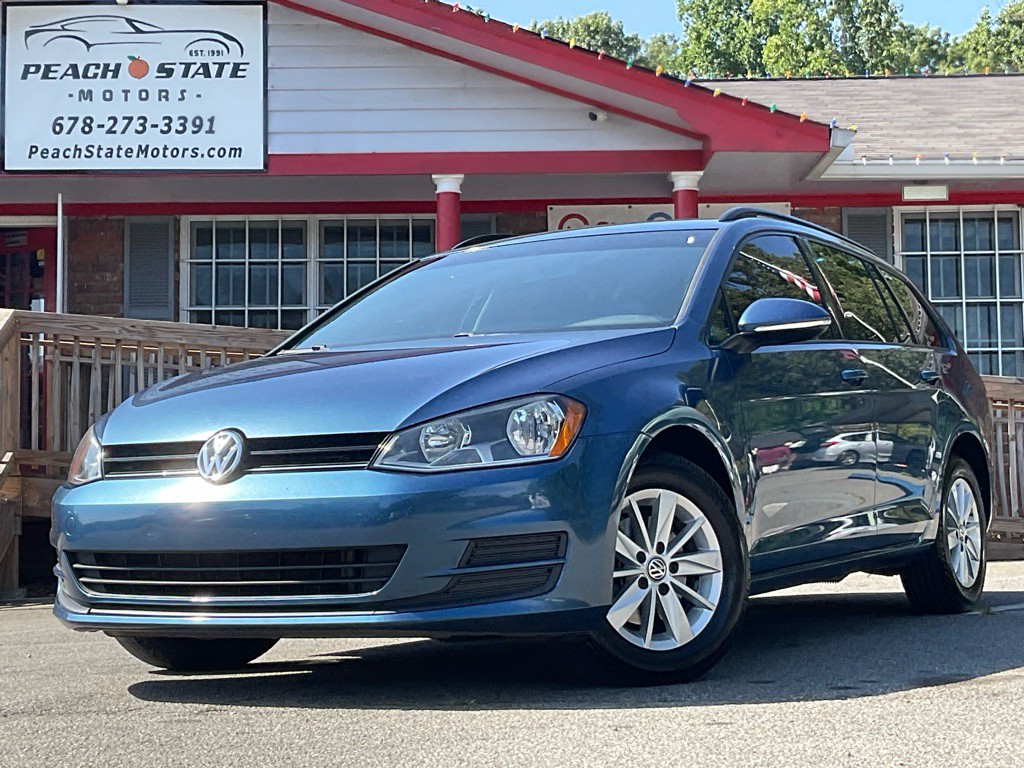 2017 Volkswagen Golf Image 1
