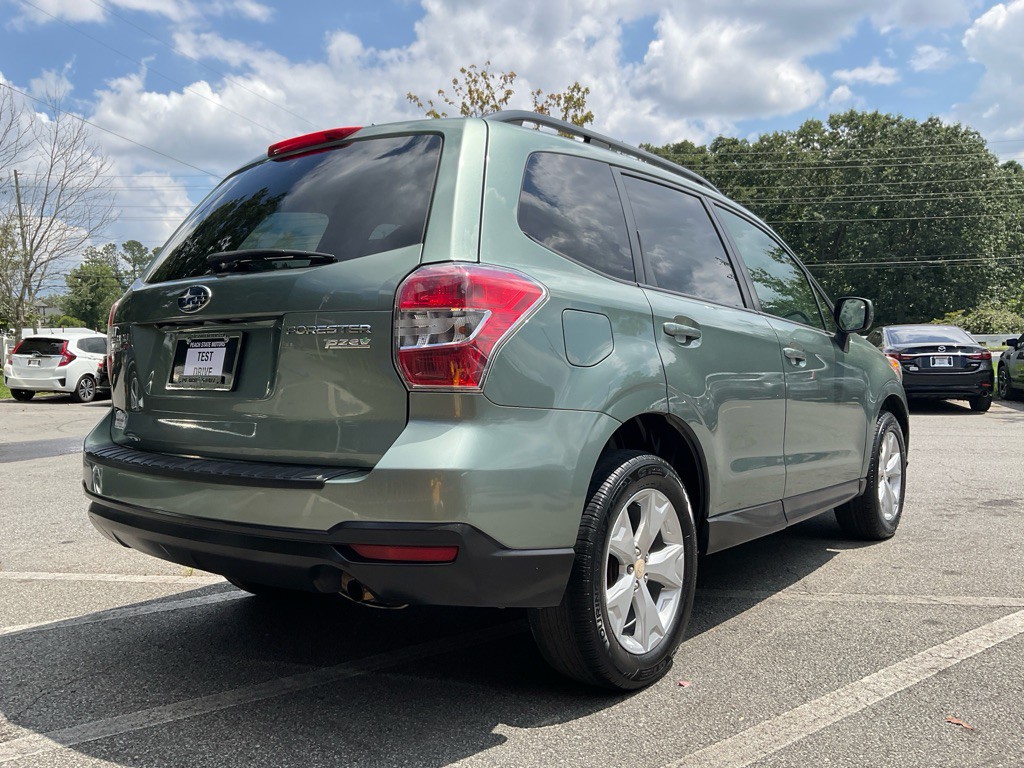 2016 Subaru Forester Image 5