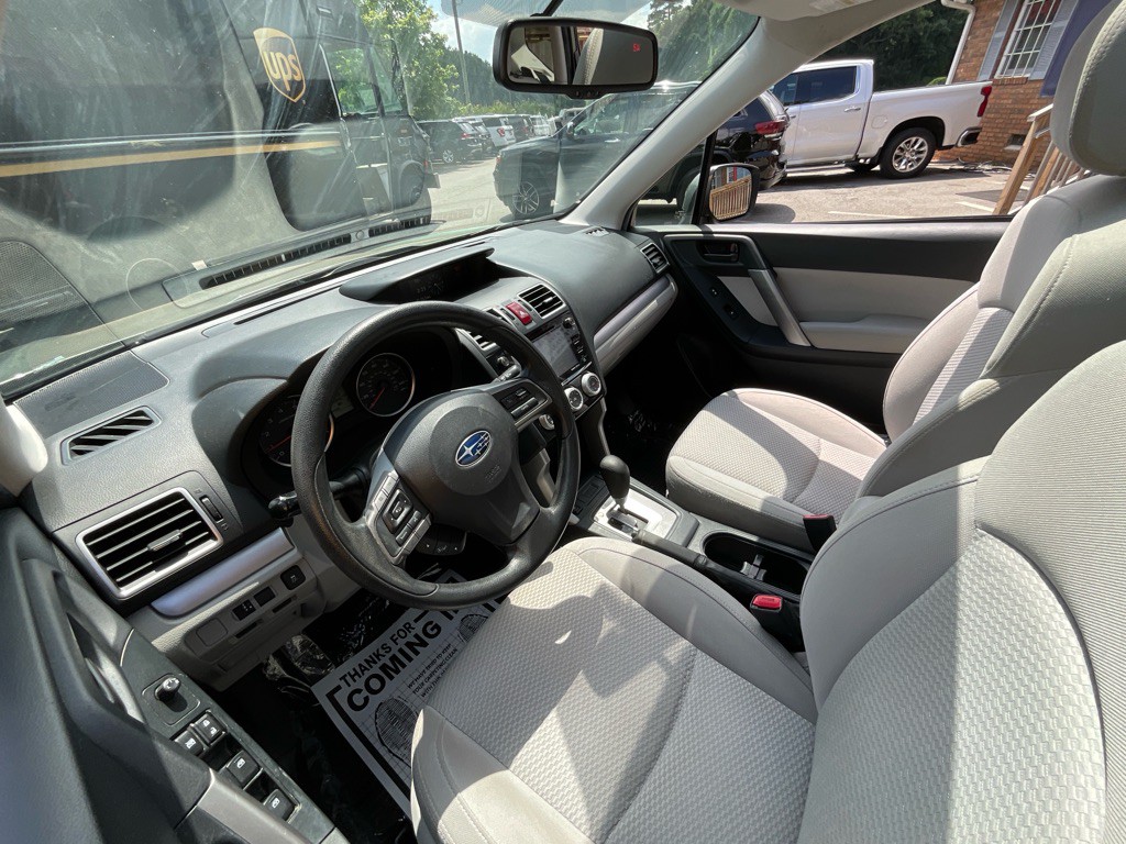2016 Subaru Forester Image 15