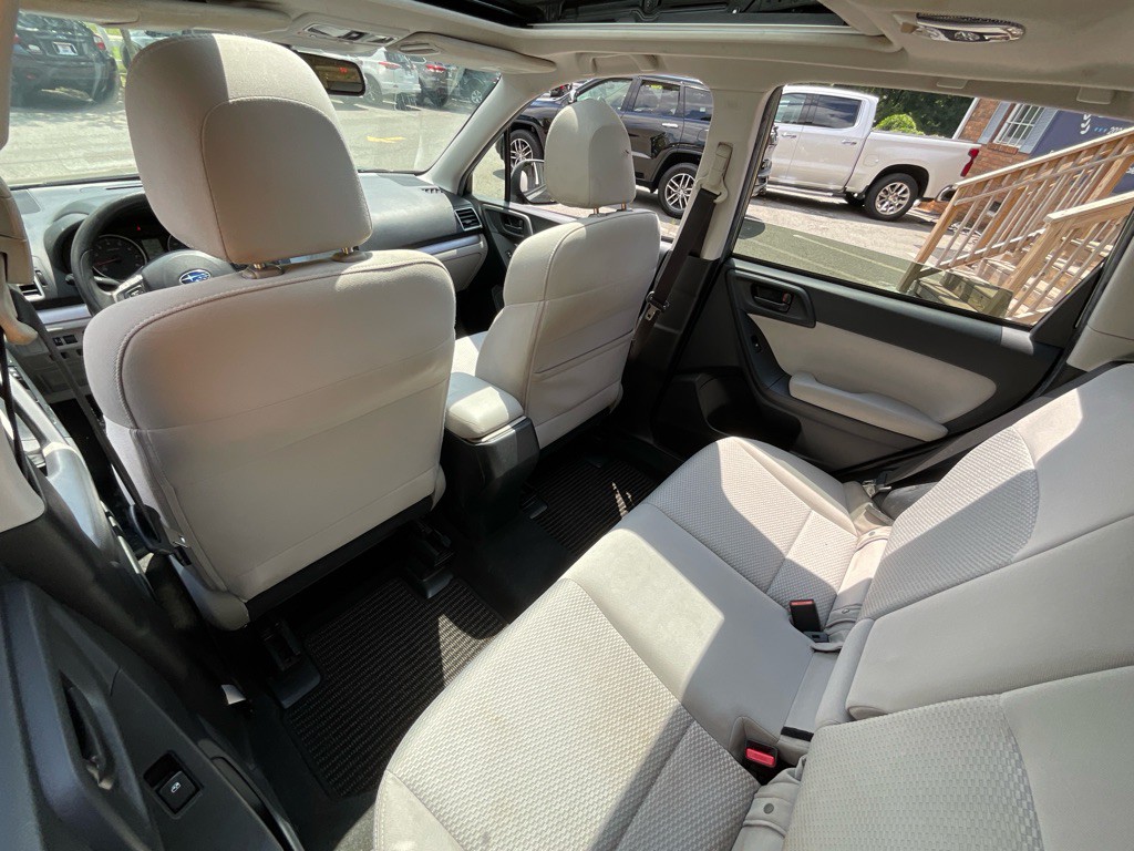 2016 Subaru Forester Image 29