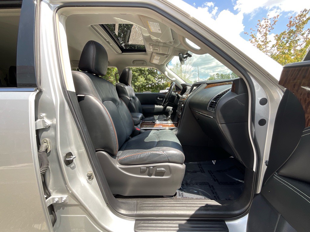2019 Nissan Armada Image 17