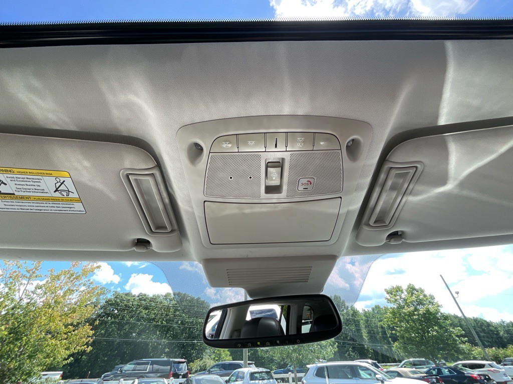 2019 Nissan Armada Image 27