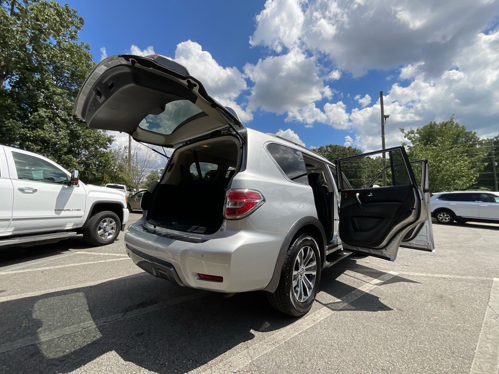 2019 Nissan Armada Image 38