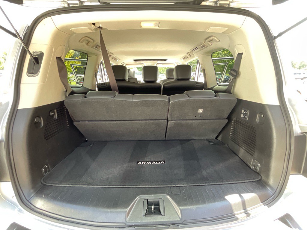 2019 Nissan Armada Image 40