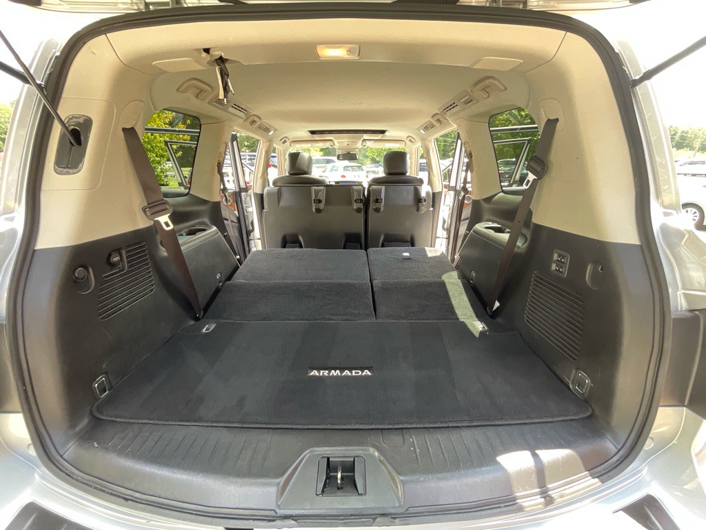 2019 Nissan Armada Image 42