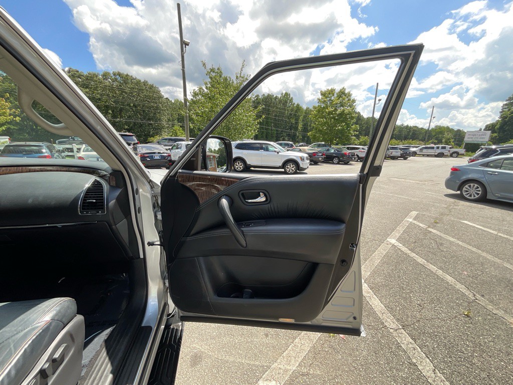 2019 Nissan Armada Image 49