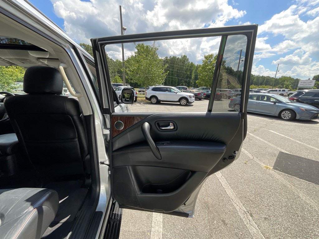2019 Nissan Armada Image 50