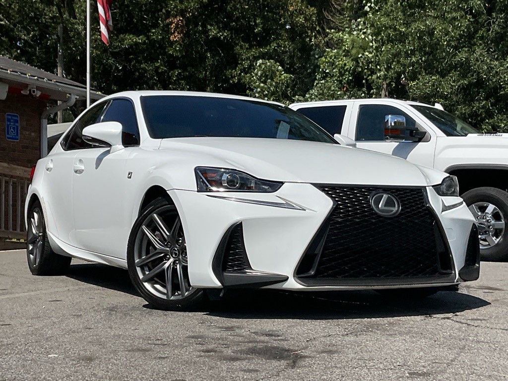 2017 Lexus IS 200t Image 3