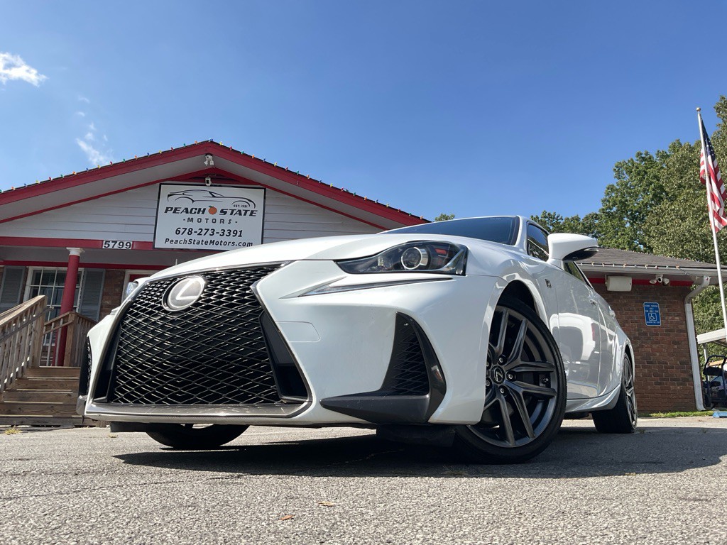 2017 Lexus IS 200t Image 45