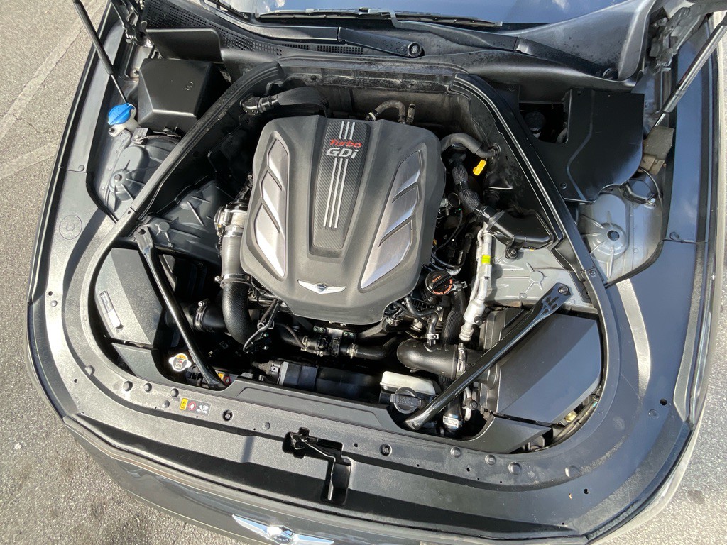 2018 Genesis G80 Image 12