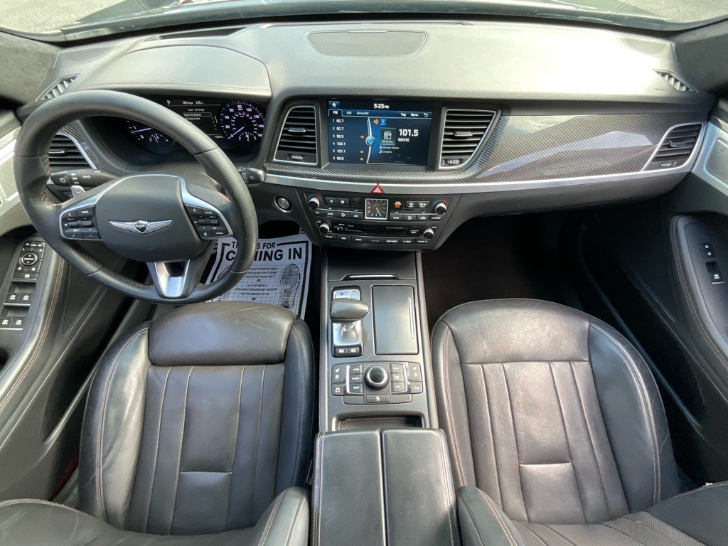 2018 Genesis G80 Image 20