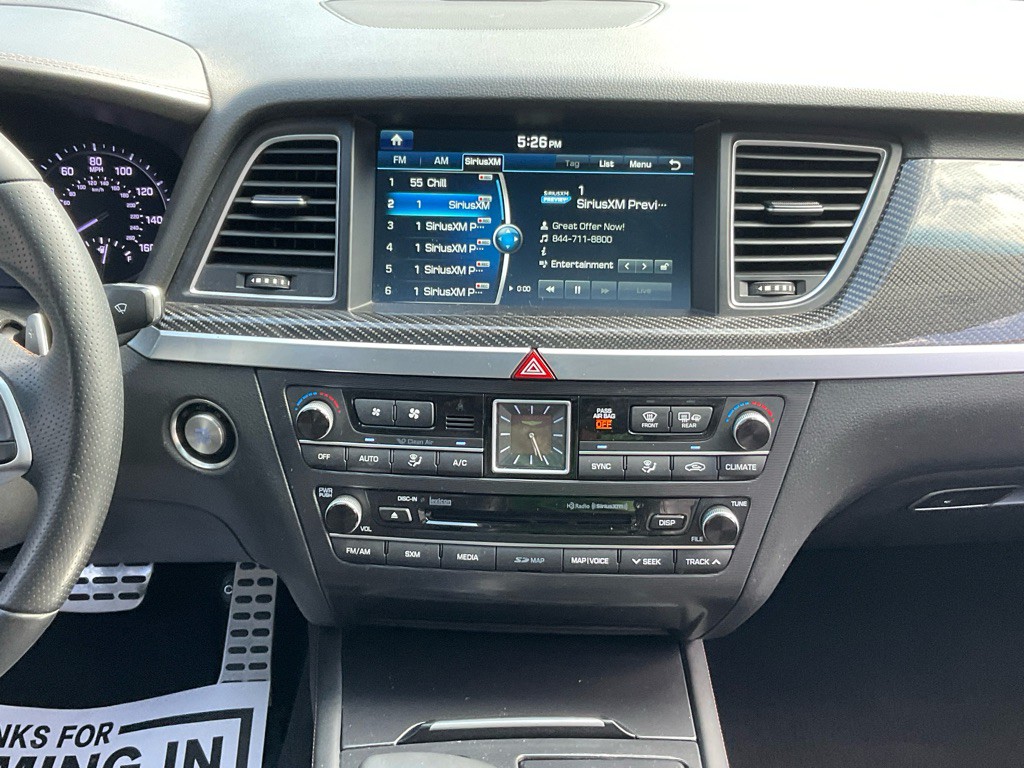 2018 Genesis G80 Image 21
