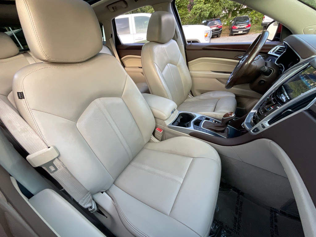 2015 Cadillac SRX Image 19