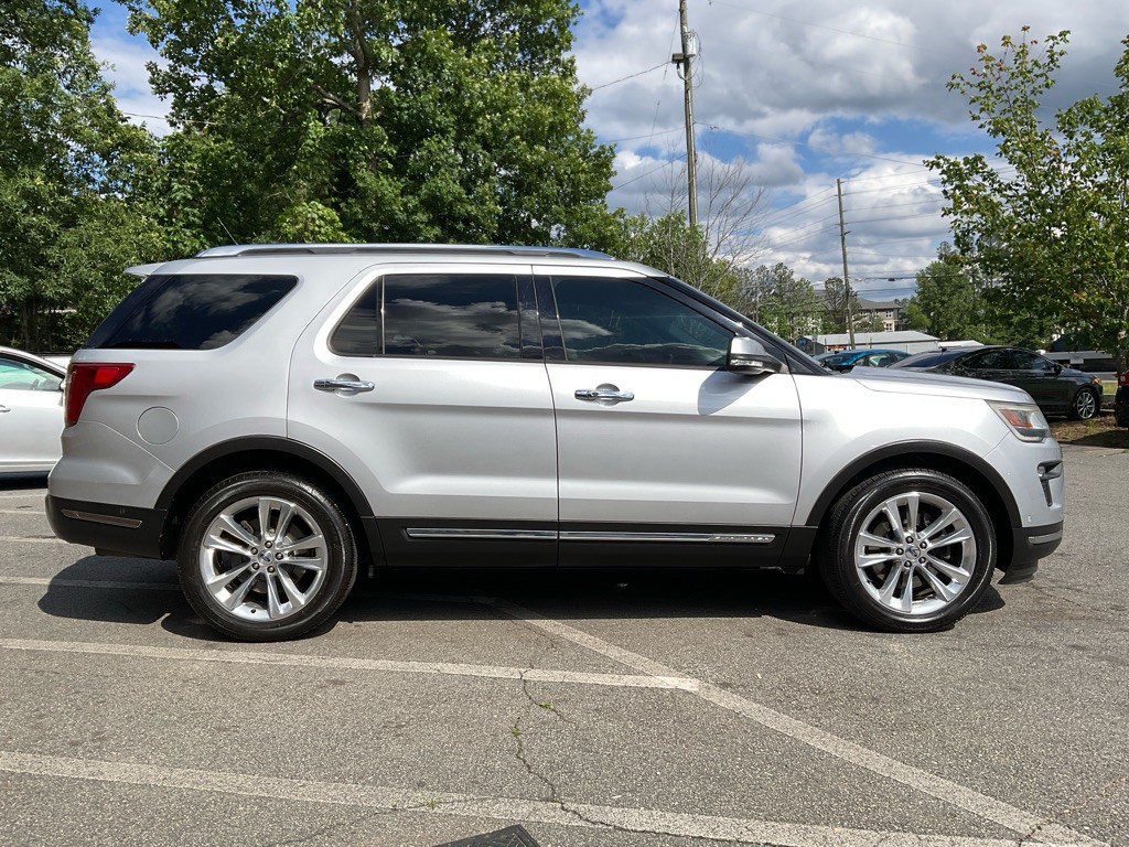 2018 Ford Explorer Image 4