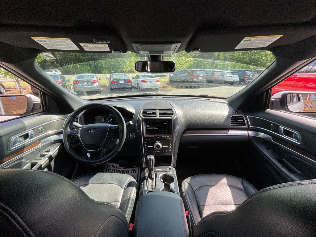 2018 Ford Explorer Image 20