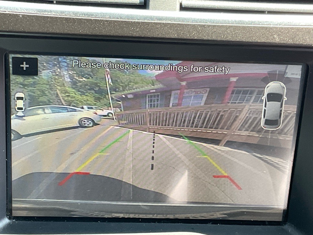 2018 Ford Explorer Image 25