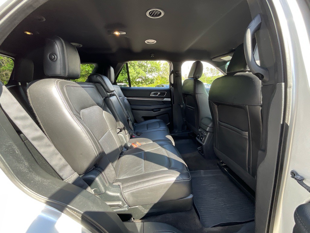 2018 Ford Explorer Image 31